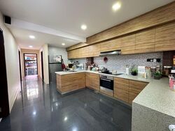 Apollo Gardens (D16), Terrace #581688431
